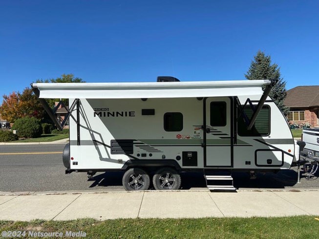 2021 MICRO MINI 1800BH by Winnebago from Midway RV in Billings, Montana