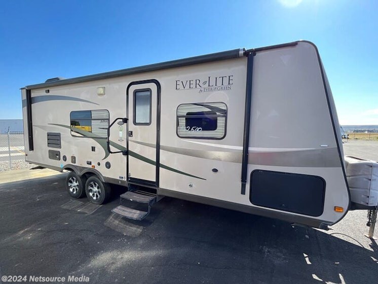 Used 2012 EverGreen RV 27RB available in Billings, Montana