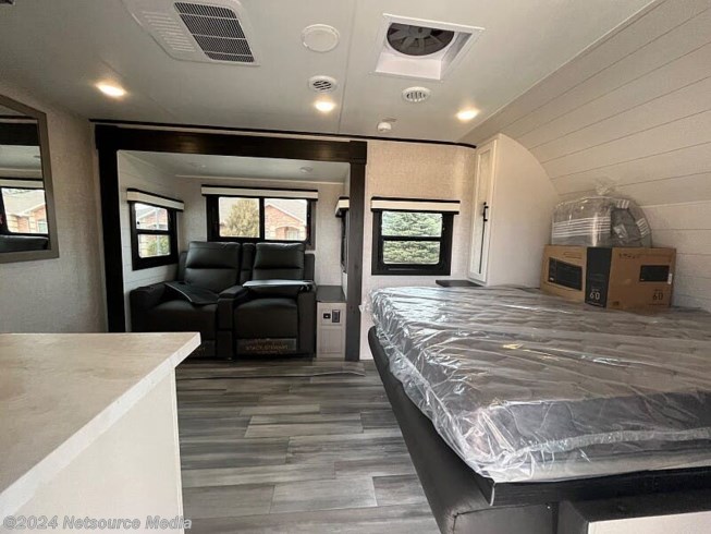 2024 Jayco Jay Feather 19MRK - New Travel Trailer For Sale by Midway RV in Billings, Montana