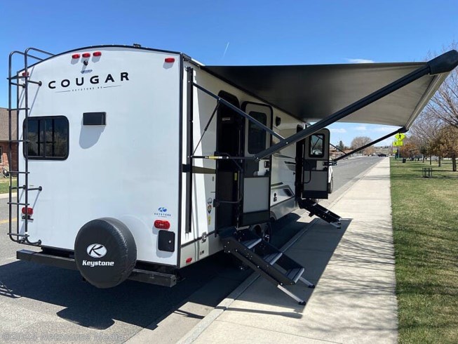 2023 Cougar 25DBSWE by Keystone from Midway RV in Billings, Montana