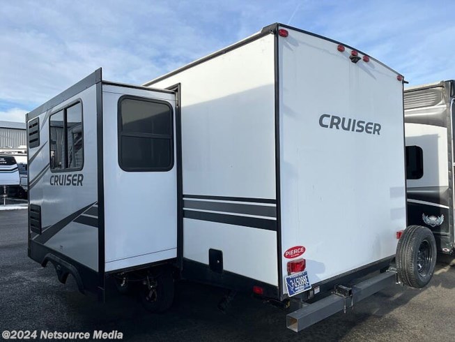 2022 CrossRoads CRUSIER AIRE 22RBS - Used Travel Trailer For Sale by Midway RV in Billings, Montana