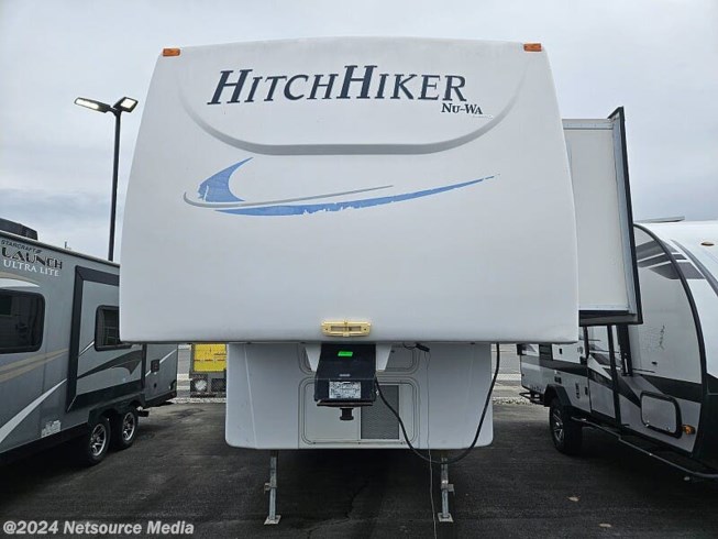 2006 Nu-Wa Hitchhiker DISCOVER AMERIC 34 1/2 - Used Fifth Wheel For Sale by Midway RV in Billings, Montana