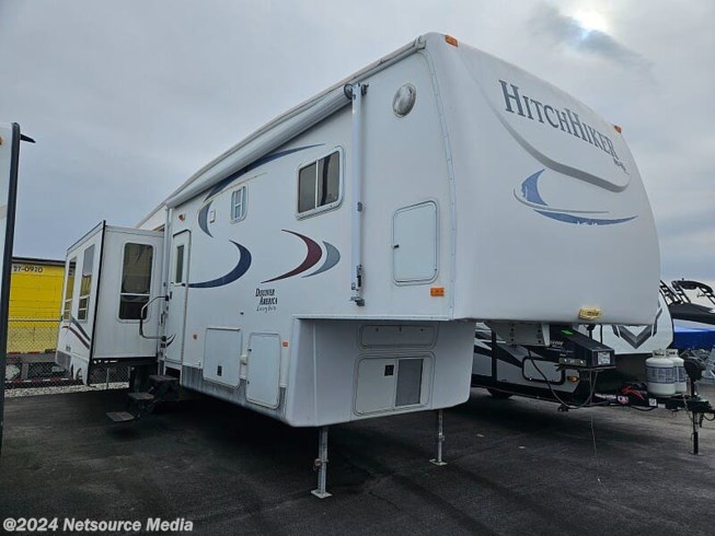 Used 2006 Nu-Wa Hitchhiker DISCOVER AMERIC 34 1/2 available in Billings, Montana