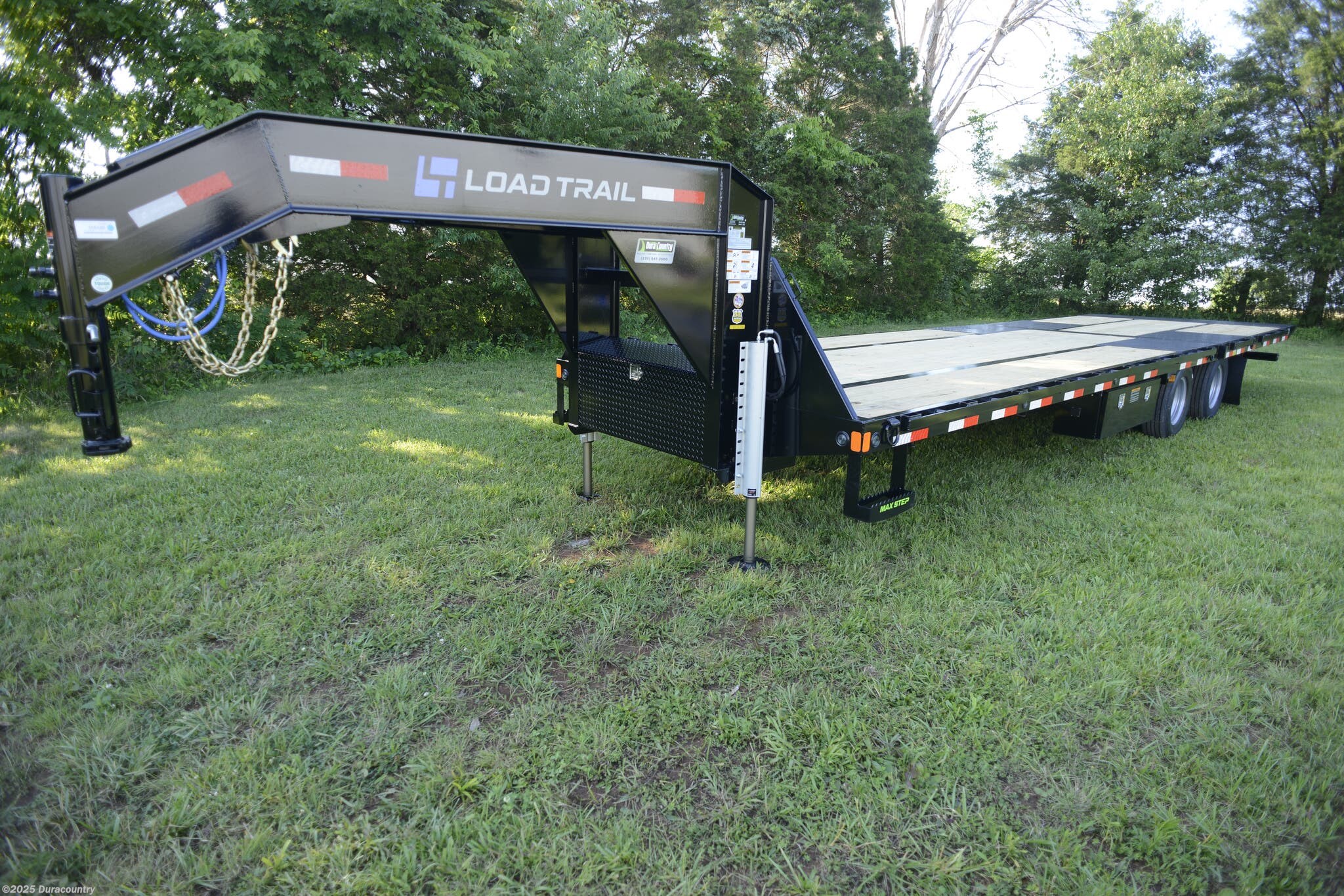 2025 Load Trail GL 102" x 32' Tandem Low-Pro Gooseneck w/Hyd. Dove Tr