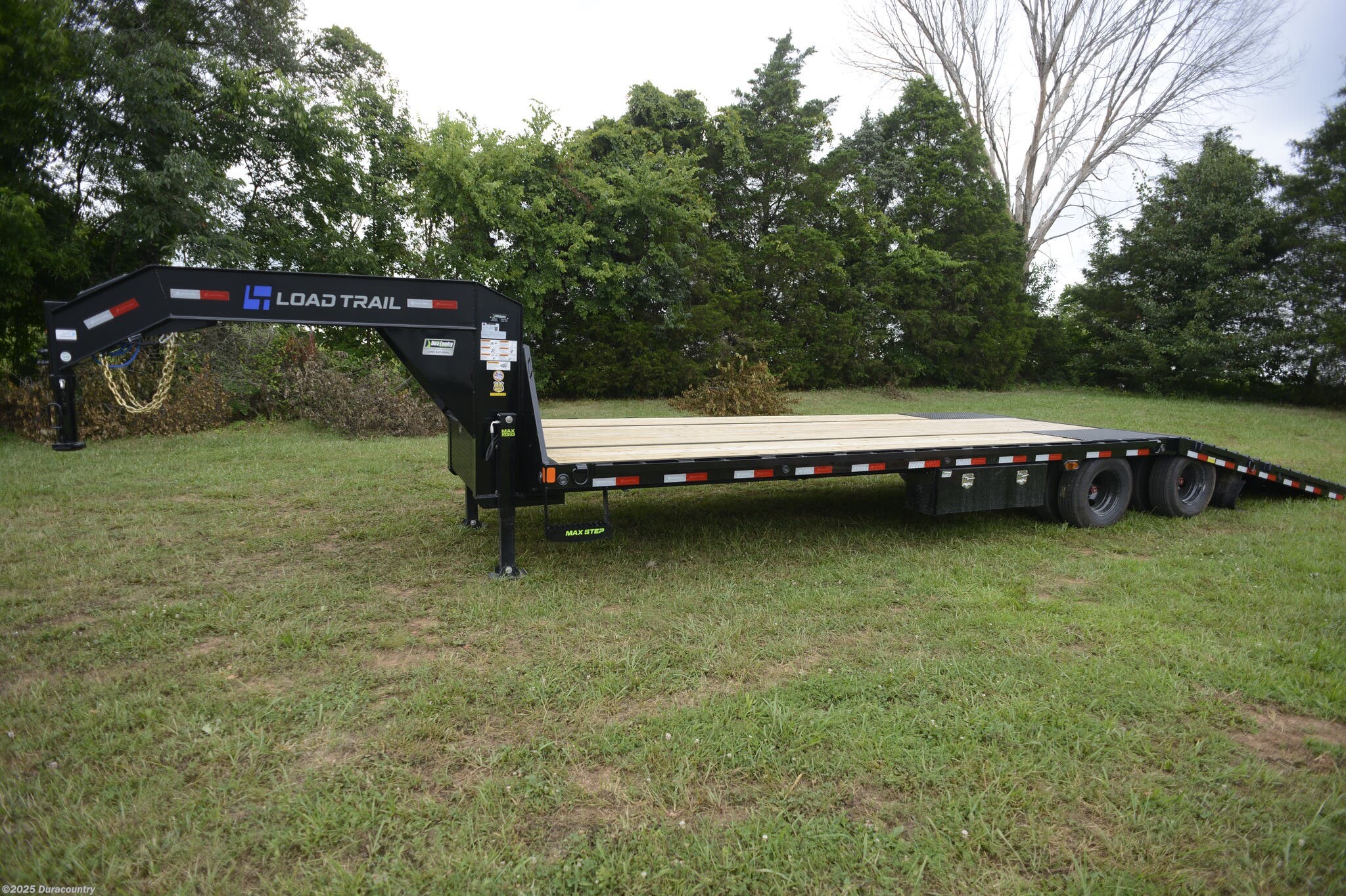 2025 Load Trail GL 102" x 32' Tandem Low-Pro Gooseneck w/Hyd. Dove Tr