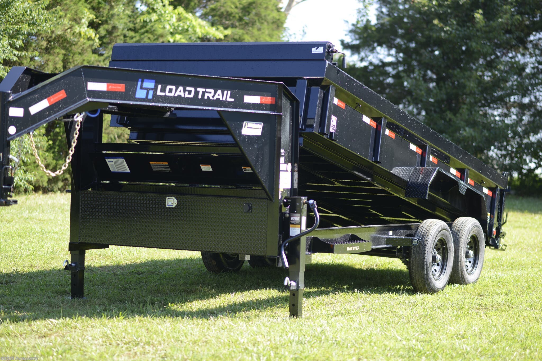 2025 Load Trail DG 83" x 16' Tandem Axle Gooseneck Low-Pro Dump Trail