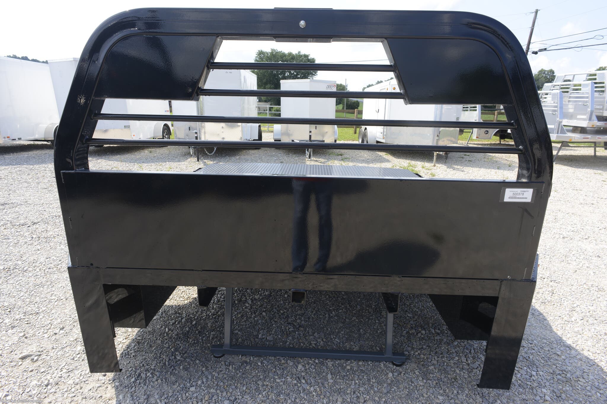 New 2025 903 Beds SD SKIRTED, 97" WIDE, 9'4 LONG, 60 CTA, 34-1/4" RU available in Irvington, Kentucky