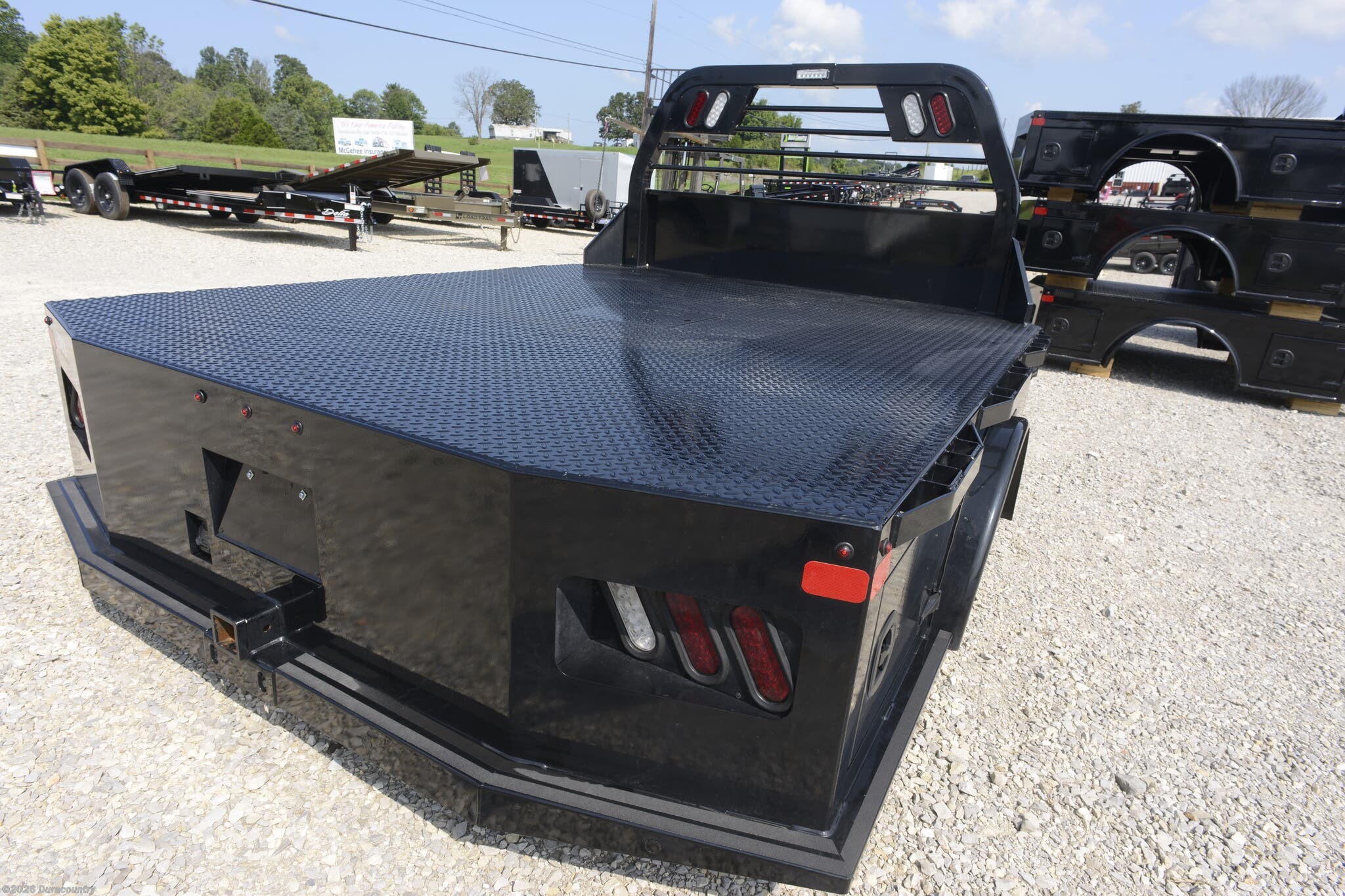 2025 SD SKIRTED, 97" WIDE, 9'4 LONG, 60 CTA, 34-1/4" RU by 903 Beds from Duracountry in Irvington, Kentucky