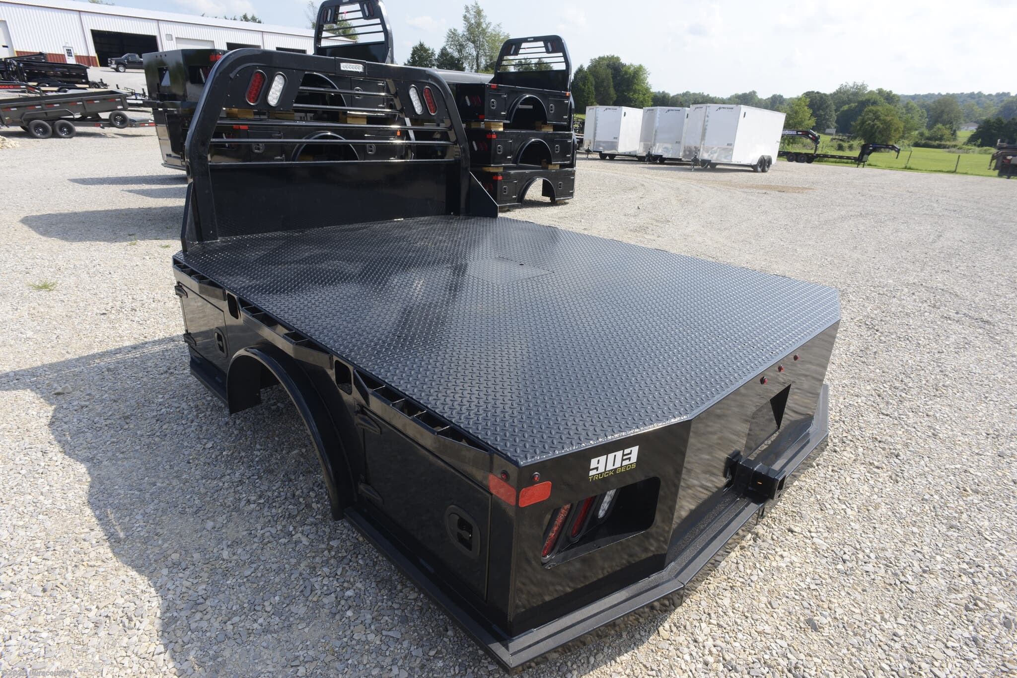 2026 SD SKIRTED, 97" WIDE, 9'4 LONG, 60 CTA, 34-1/4" RU by 903 Beds from Duracountry in Irvington, Kentucky