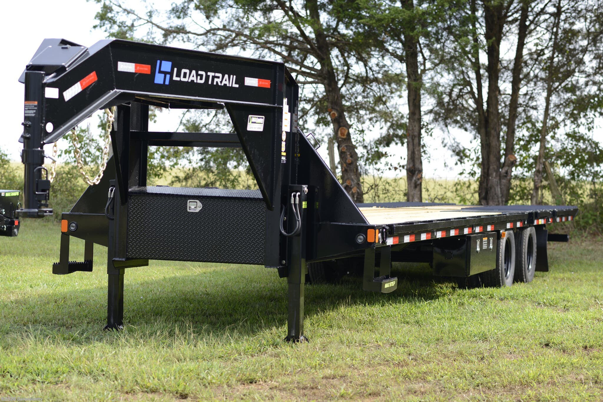 2026 Load Trail GL 102" x 32' Tandem Low-Pro Gooseneck w/Hyd. Dove Tr