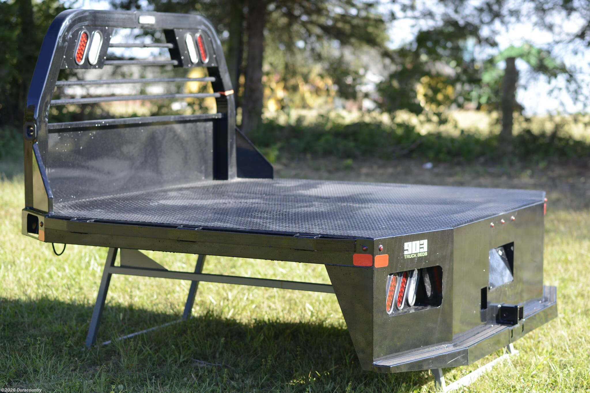 New 2025 903 Beds FD Flat Deck, 97" wide, 7'0 long, 40" Gooseneck Well, available in Irvington, Kentucky