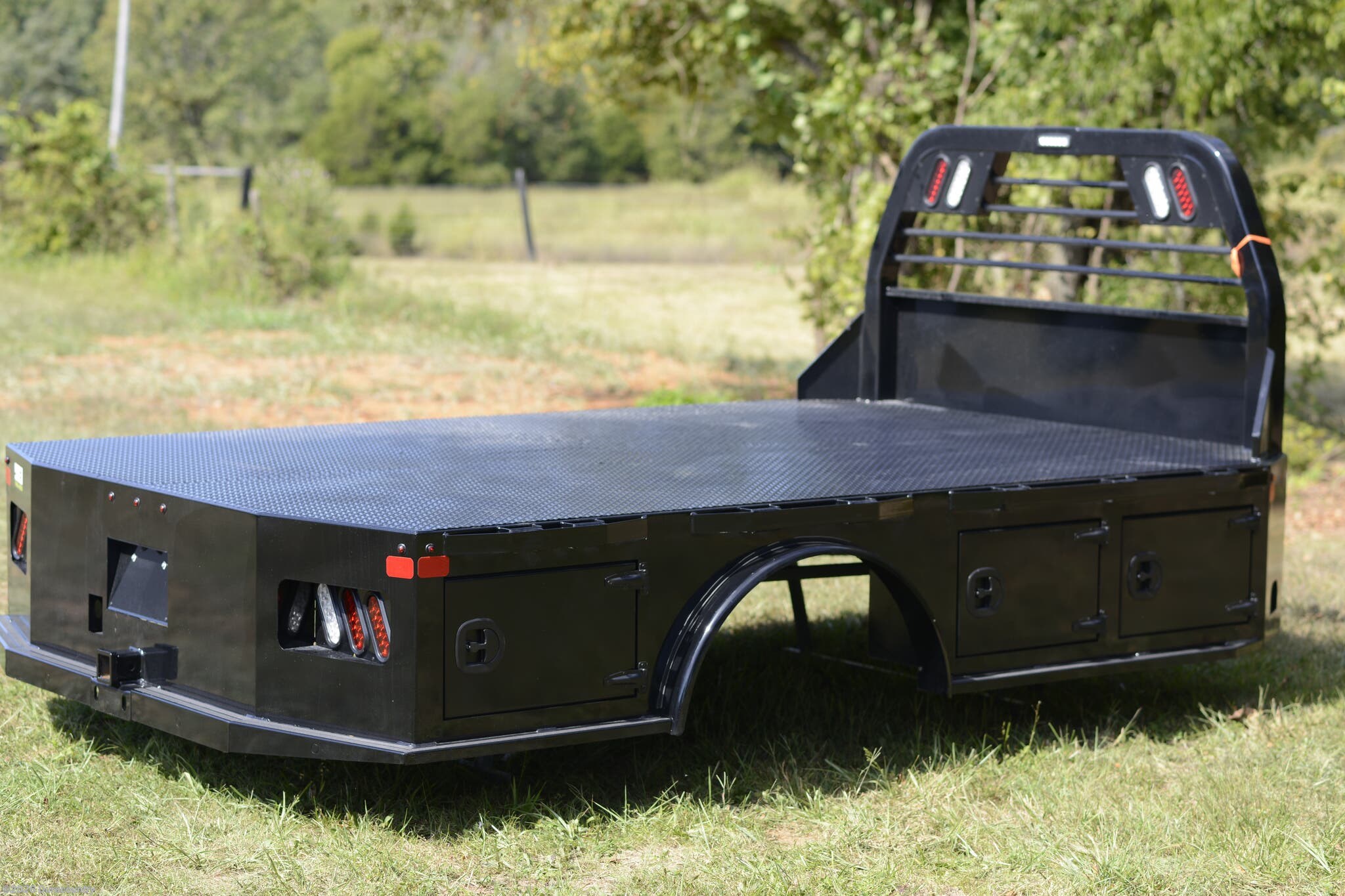 New 2025 903 Beds SD SKIRTED, 97" WIDE, 11'4 LONG, 84 CTA, 34-1/4" RUNN available in Irvington, Kentucky