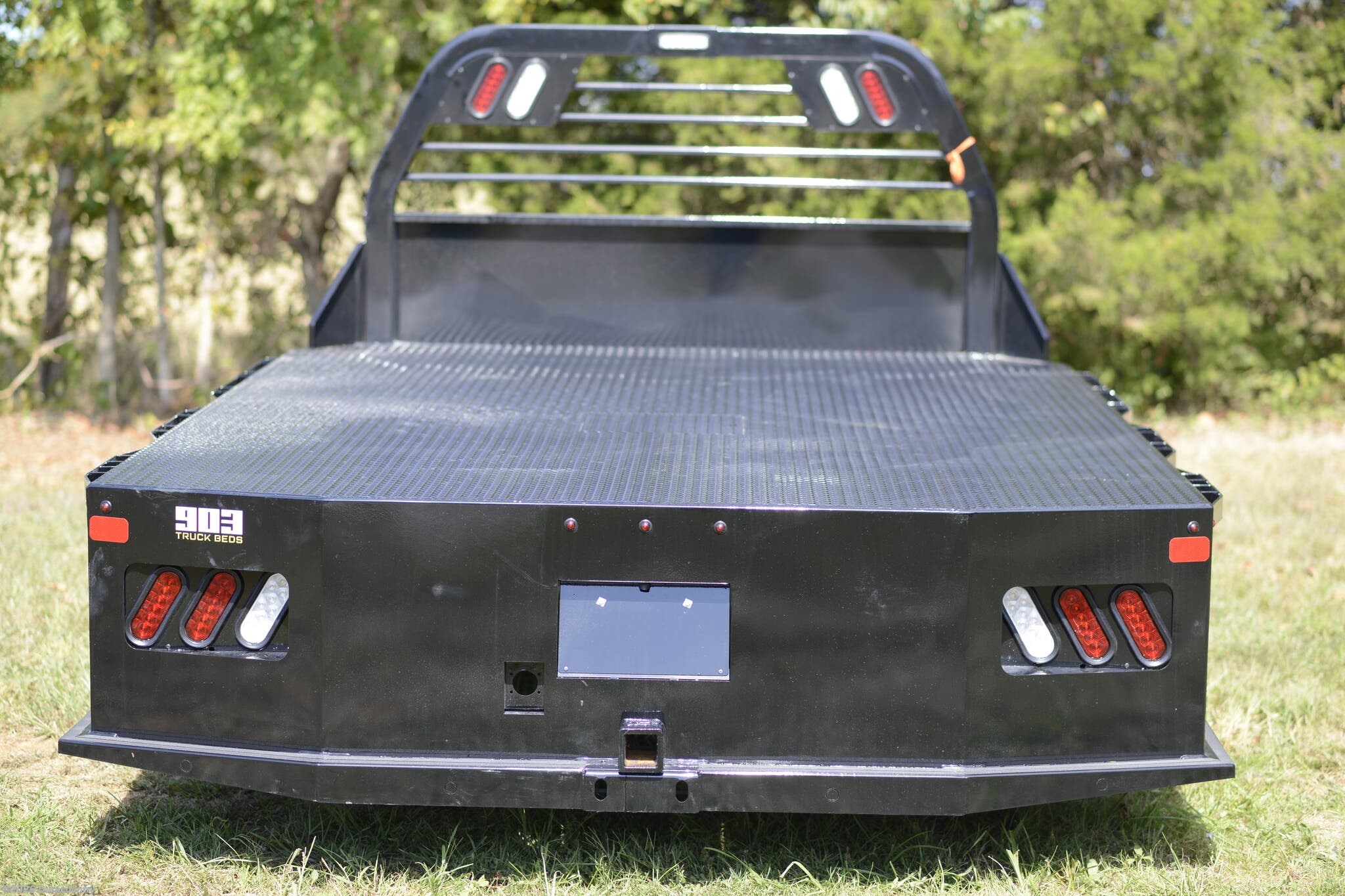 2025 SD SKIRTED, 97" WIDE, 11'4 LONG, 84 CTA, 34-1/4" RUNN by 903 Beds from Duracountry in Irvington, Kentucky