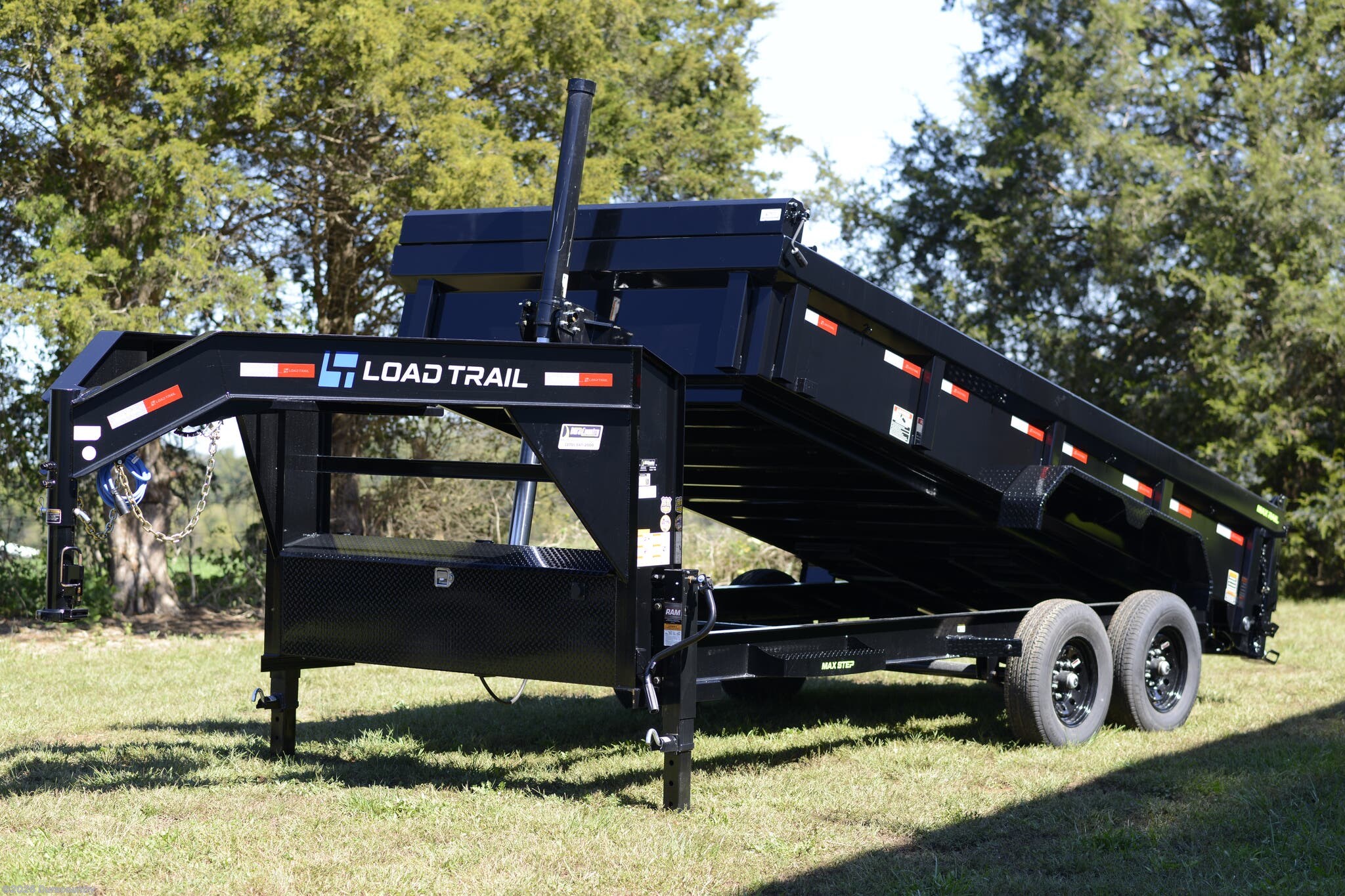 2026 Load Trail DG 83" x 16' Tandem Axle Gooseneck Low-Pro Dump 14K