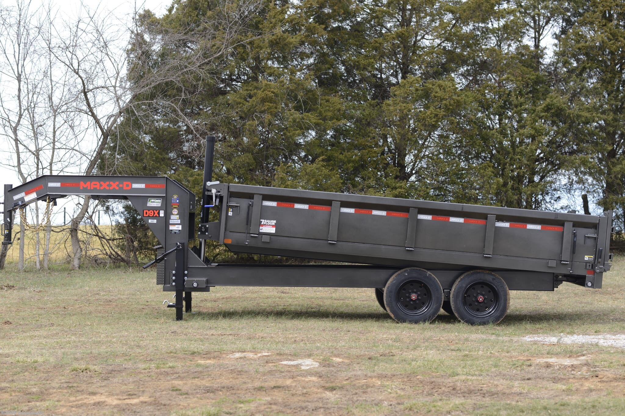 New 2026 MAXX-D D9X 96" x 16' Deckover GN Dump 14K available in Irvington, Kentucky