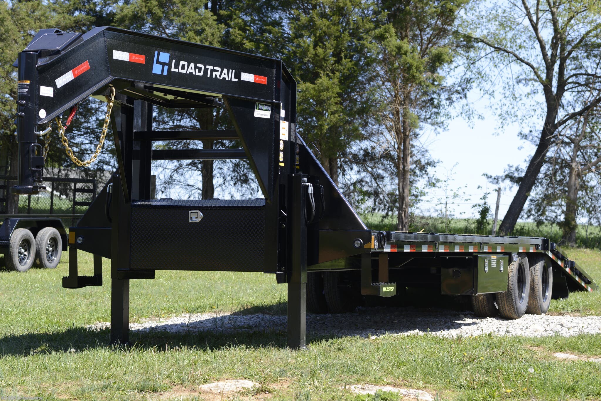 2026 GL 102"x32' Tandem Low-Pro Gooseneck w/Hyd. Dove 24K by Load Trail from Duracountry in Irvington, Kentucky