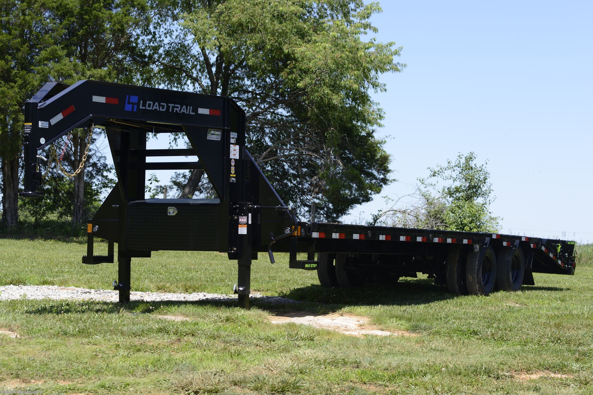 2026 Load Trail GP 102" x 32' Tandem Low-Pro Gooseneck Trailer 24K - New Deckover/Flat Deck Trailer for sale by Duracountry in Irvington, Kentucky
