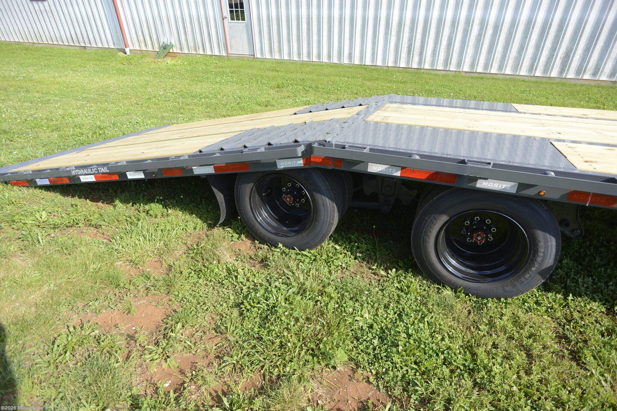 New 2026 Moritz 102" x 32' Gooseneck Hyd. Dovetail Deckover 25.9K available in Irvington, Kentucky