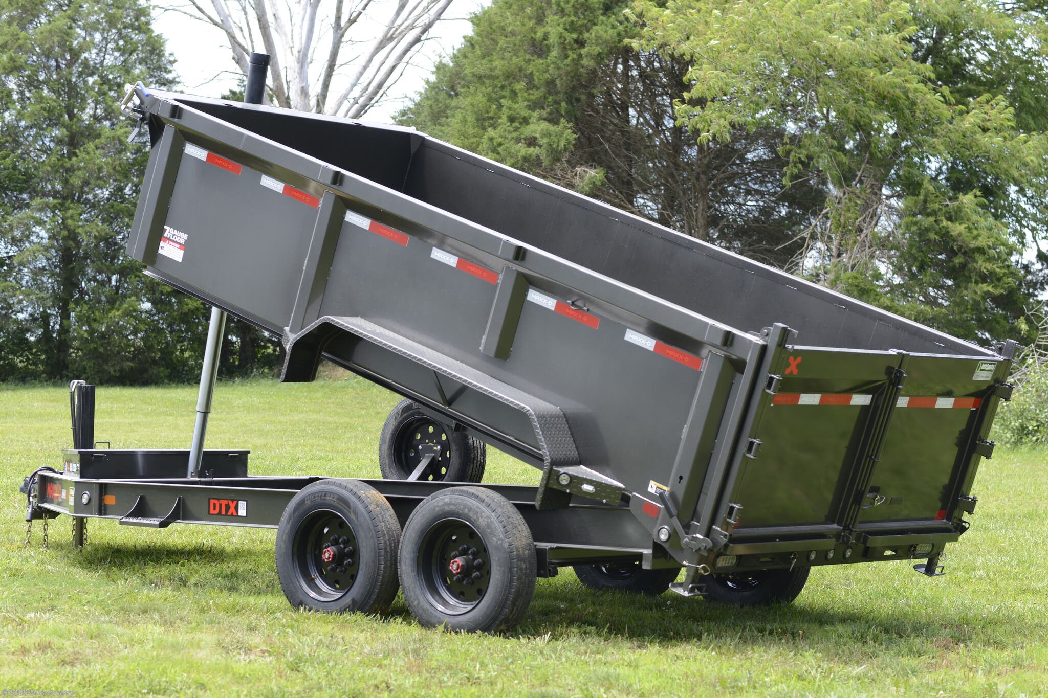 New 2027 MAXX-D DTX 83" x 14' Telescoping Dump 17.5K available in Irvington, Kentucky