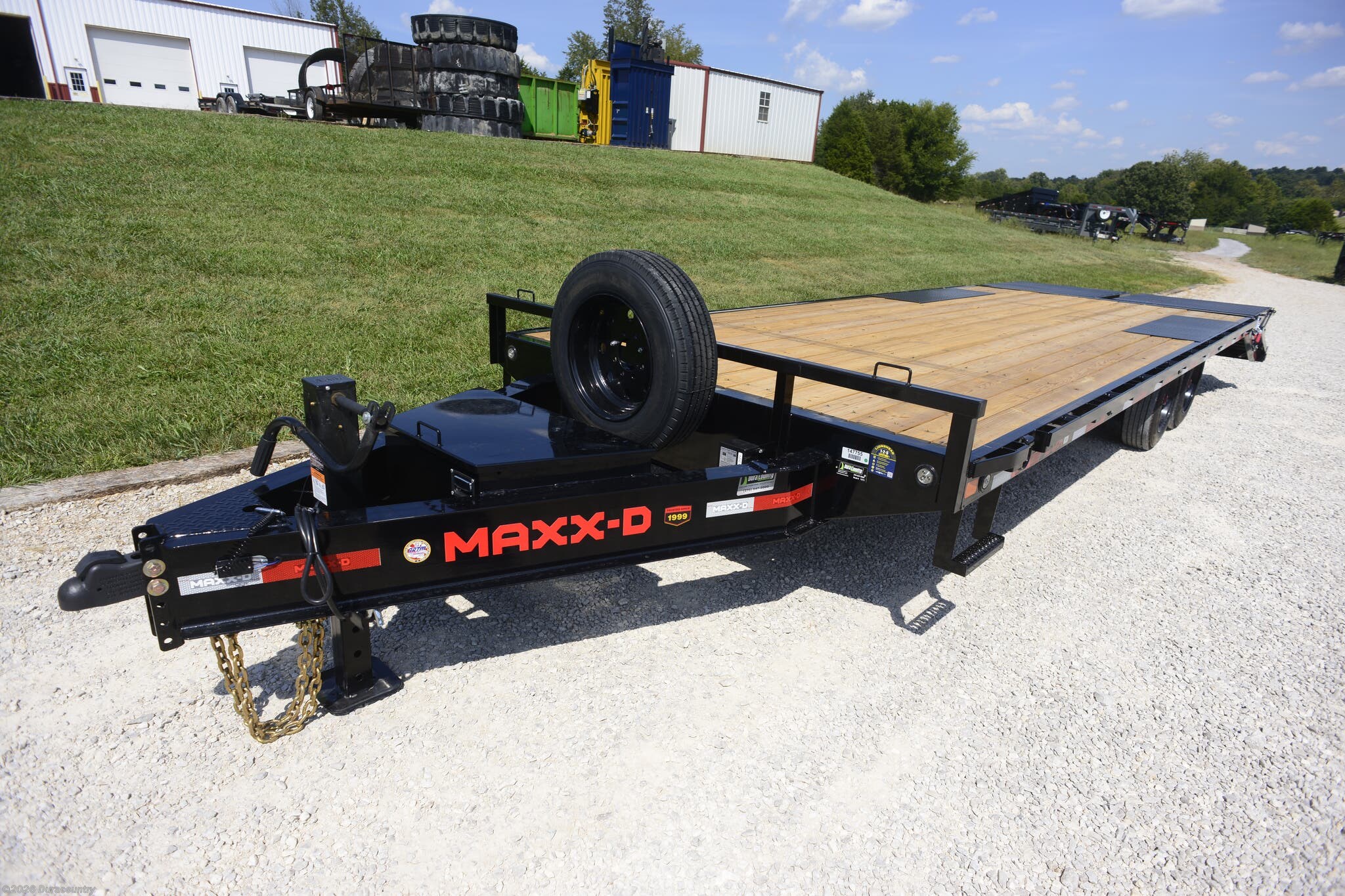 2027 MAXX-D 102" x 24' - I-Beam Deckover 17.5 GVWR