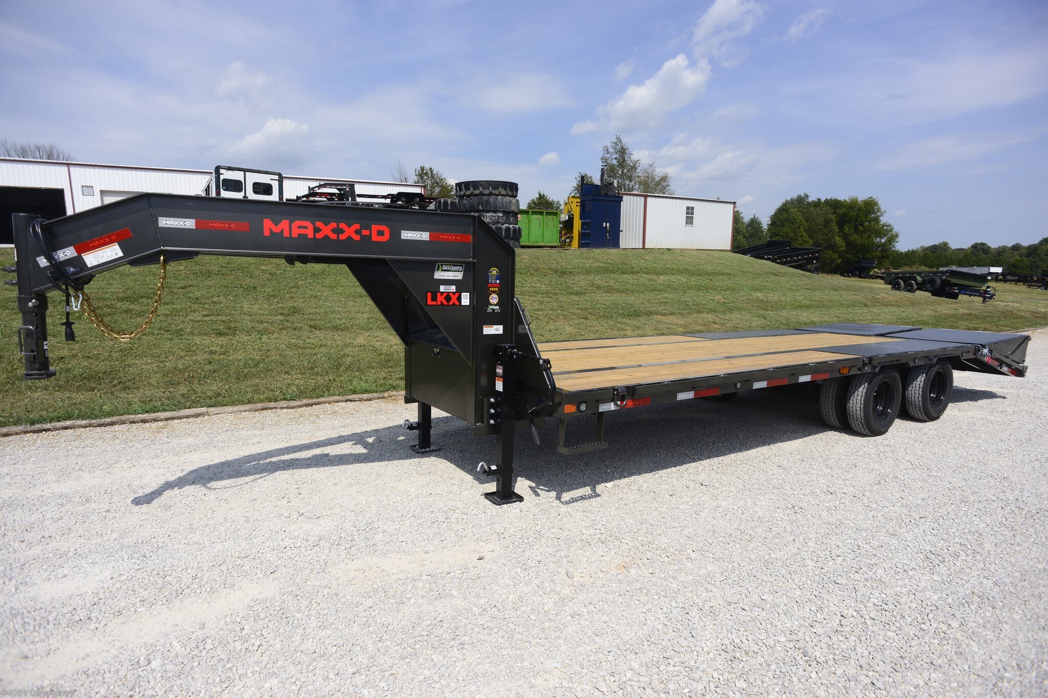 2027 MAXX-D 102" x 25' - Low-Pro Tandem Dual Flatbed 25K GVWR