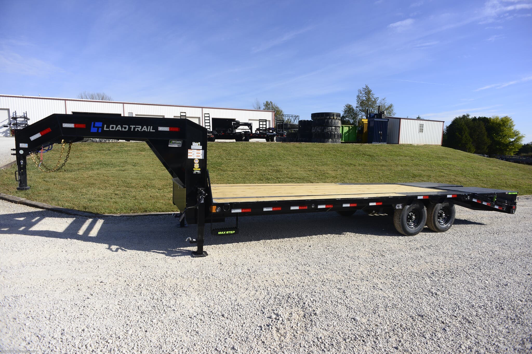2027 Load Trail GP 102" x 25' Sgl Wheel Low-Pro Gooseneck Trailer 14K