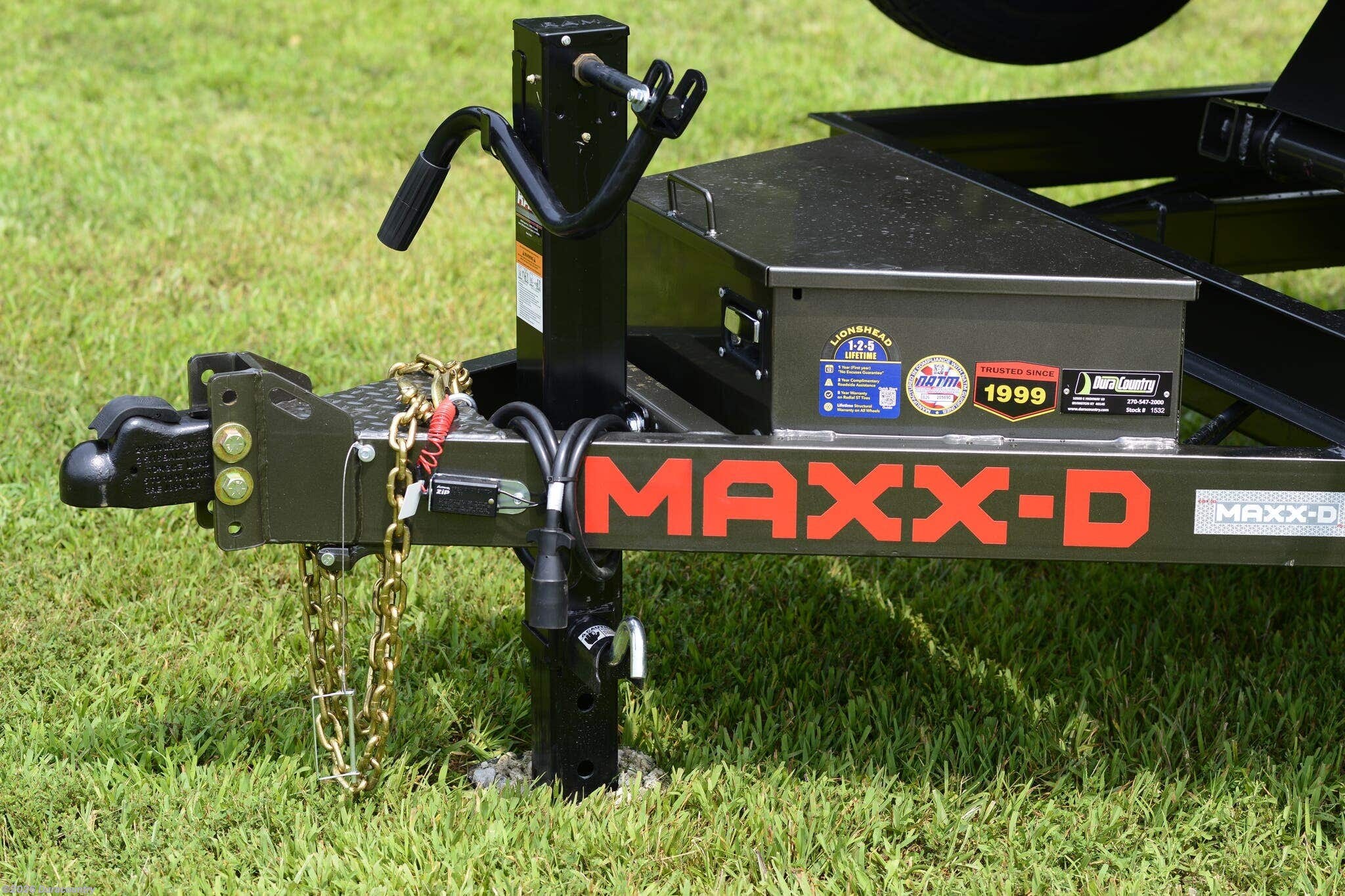 2027 MAXXD photo 9