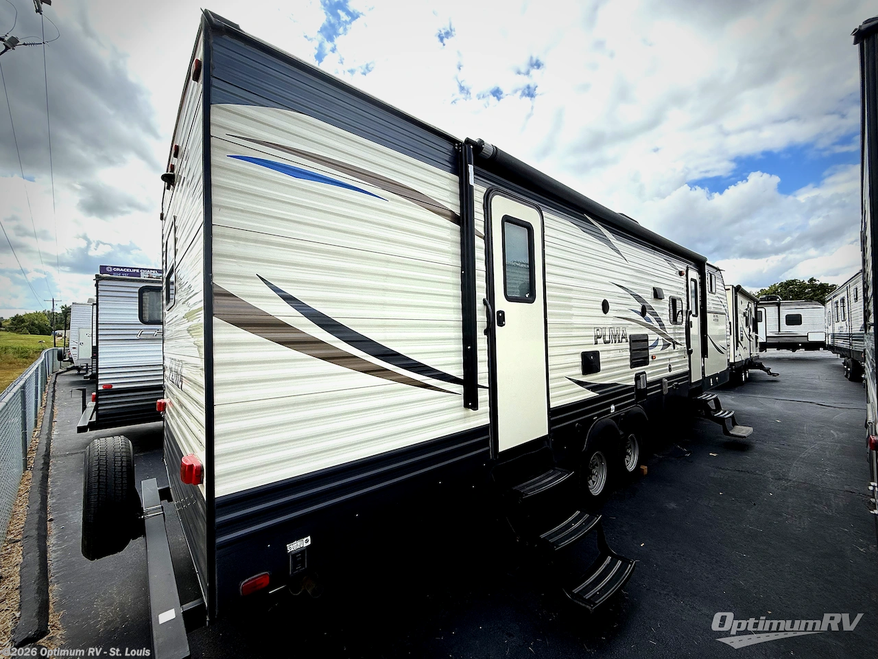 2018 Palomino Puma 30FBSS - Used Travel Trailer For Sale by Optimum RV - St. Louis in Festus, Missouri features Slideout, Awning