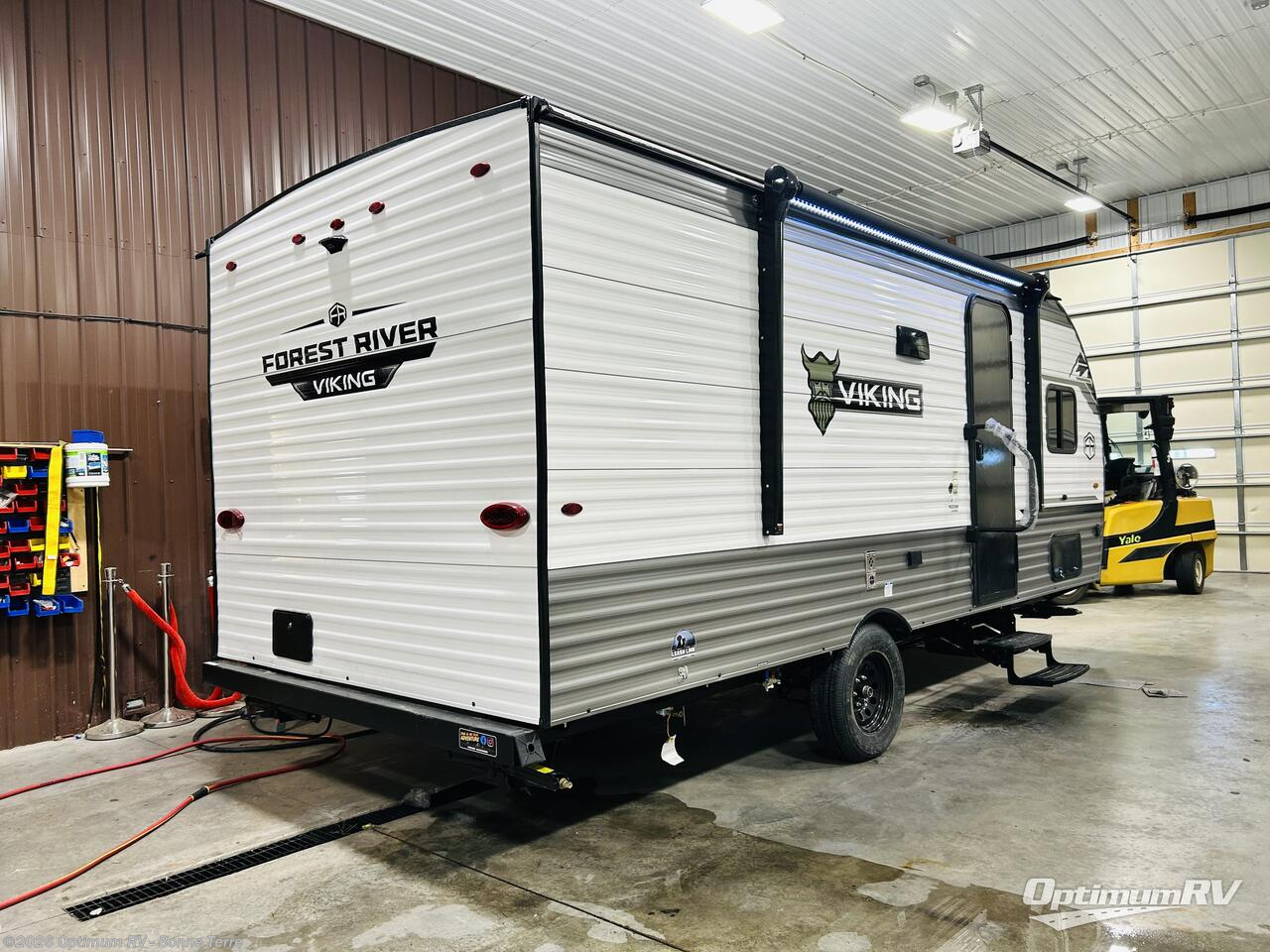 2025 Forest River Viking 4K Series 18DBS - New Travel Trailer For Sale by Optimum RV - Bonne Terre in Bonne Terre, Missouri features Slideout, Awning