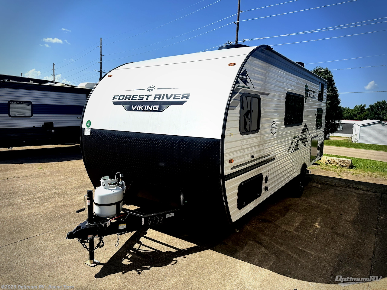 2025 Forest River Viking 4K Series 18BH - New Travel Trailer For Sale by Optimum RV - Bonne Terre in Bonne Terre, Missouri features Awning