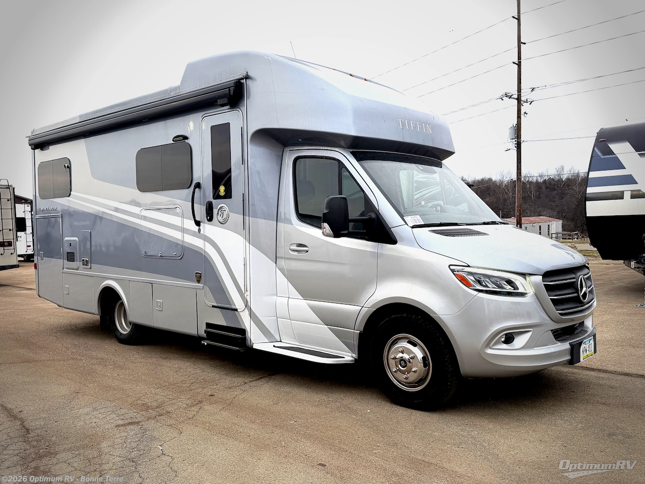 2023 Tiffin Wayfarer 25LW - Used Class C For Sale by Optimum RV - Bonne Terre in Bonne Terre, Missouri features Awning, Slideout