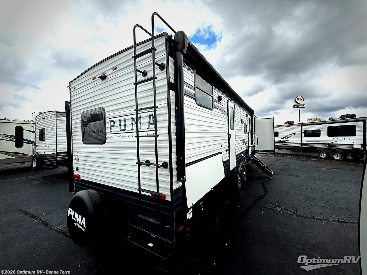 2024 Palomino Puma 32BHQS - Used Travel Trailer For Sale by Optimum RV - Bonne Terre in Bonne Terre, Missouri features Awning, Slideout