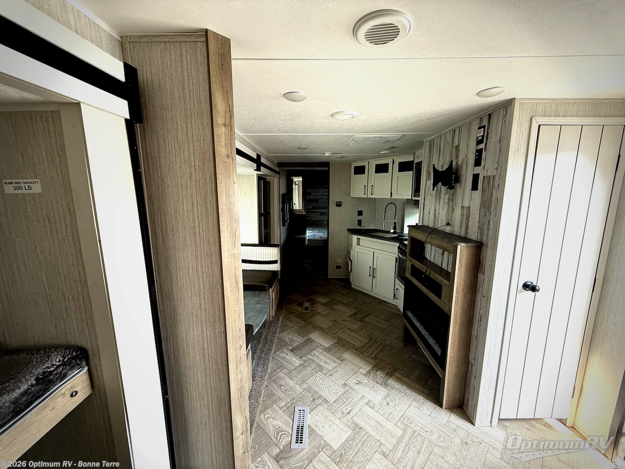 Used 2022 Palomino Puma 25BHFQ available in Bonne Terre, Missouri