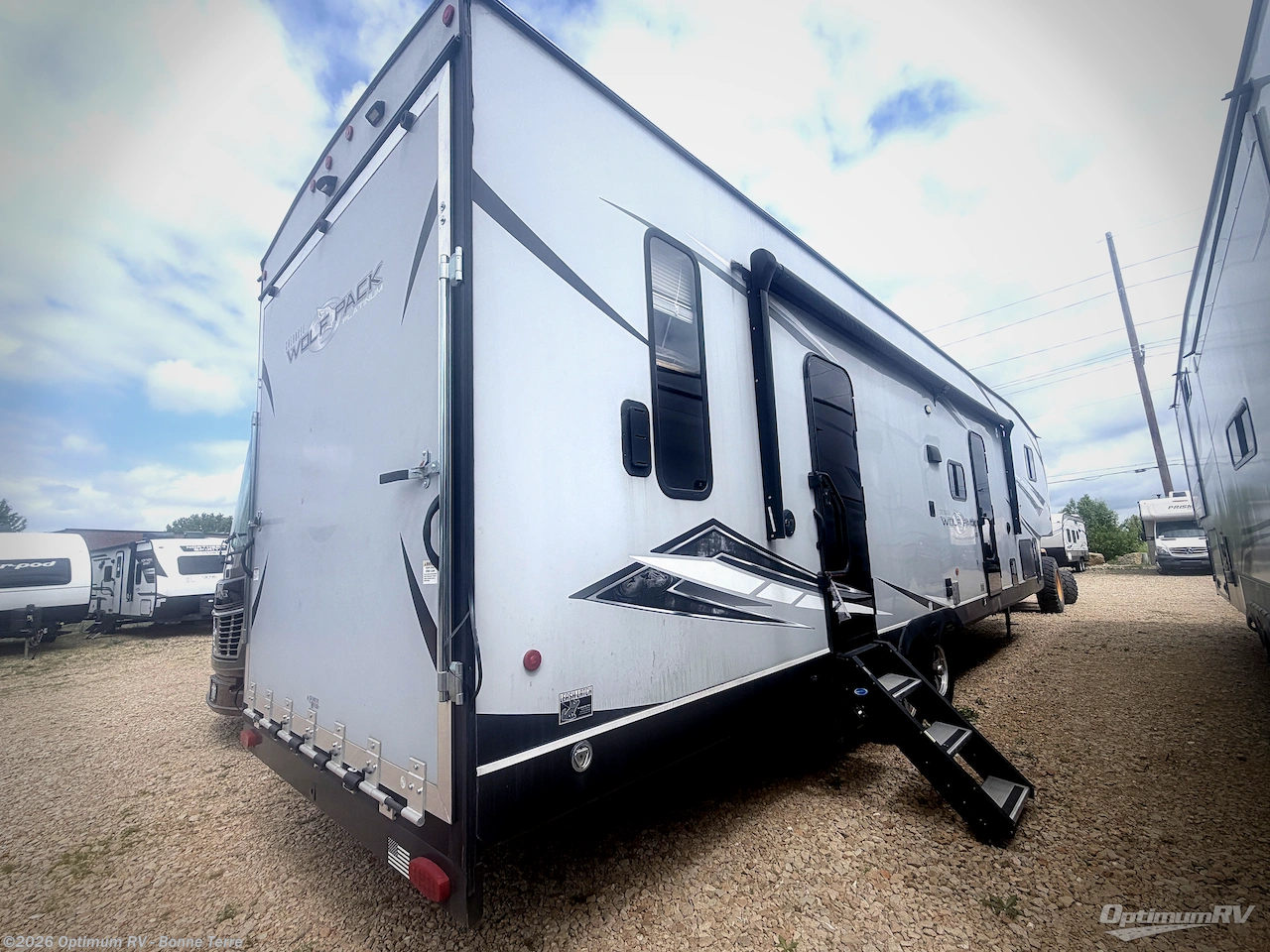 2021 Forest River Cherokee Wolf Pack 315PACK12 - Used Fifth Wheel For Sale by Optimum RV - Bonne Terre in Bonne Terre, Missouri features Awning, Slideout