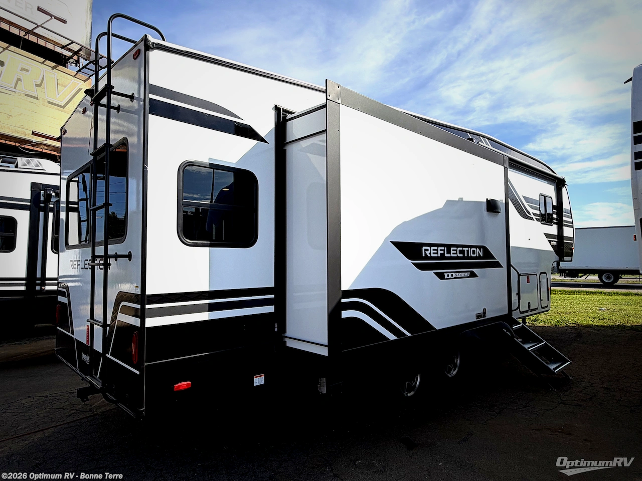 2026 Grand Design Reflection 100 Series 28RL - New Fifth Wheel For Sale by Optimum RV - Bonne Terre in Bonne Terre, Missouri features Slideout, Awning
