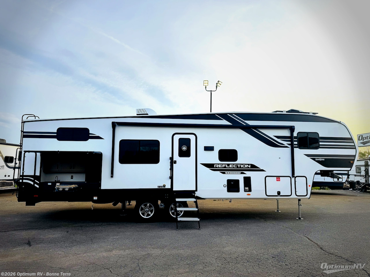 2026 Grand Design Reflection 100 Series 32BH - New Fifth Wheel For Sale by Optimum RV - Bonne Terre in Bonne Terre, Missouri features Slideout, Awning