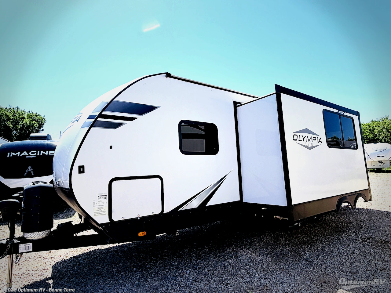 Used 2023 Highland Ridge Range Lite 241BH available in Bonne Terre, Missouri