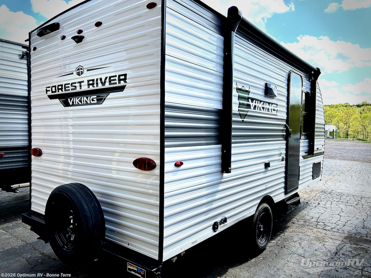 2025 Forest River Viking 3K Series 17FQ - New Travel Trailer For Sale by Optimum RV - Bonne Terre in Bonne Terre, Missouri features Awning