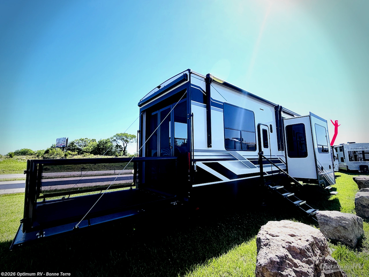 2026 Grand Design Momentum G-Class 350G - New Fifth Wheel For Sale by Optimum RV - Bonne Terre in Bonne Terre, Missouri features Awning, Slideout