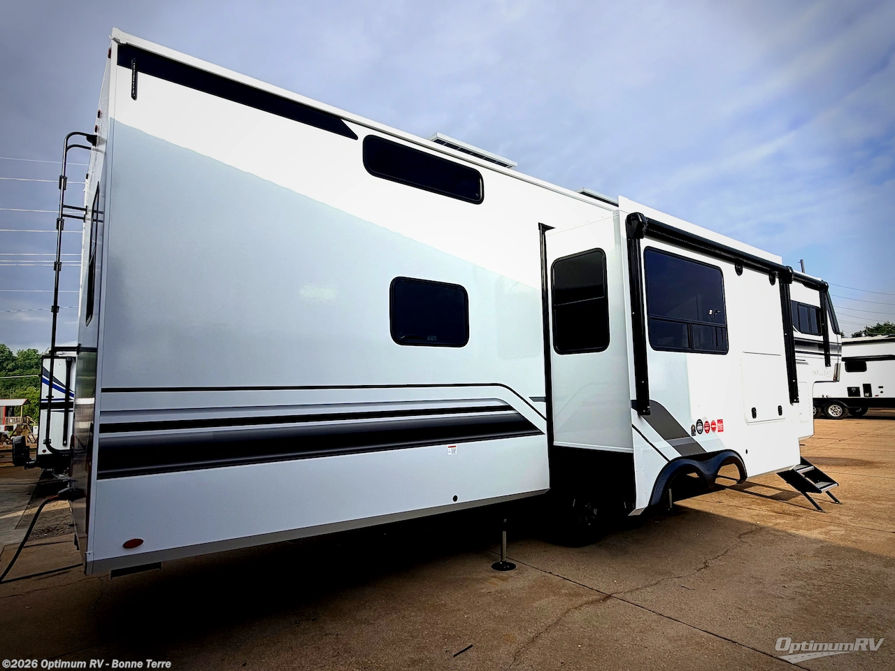 2026 Grand Design Influence 3804DS - New Fifth Wheel For Sale by Optimum RV - Bonne Terre in Bonne Terre, Missouri features Slideout, Awning