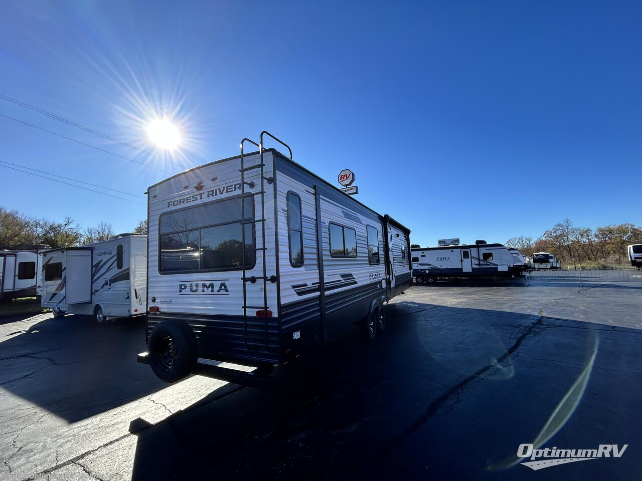 2025 Palomino Puma 31RLQS - New Travel Trailer For Sale by Optimum RV - Bonne Terre in Bonne Terre, Missouri features Slideout, Awning