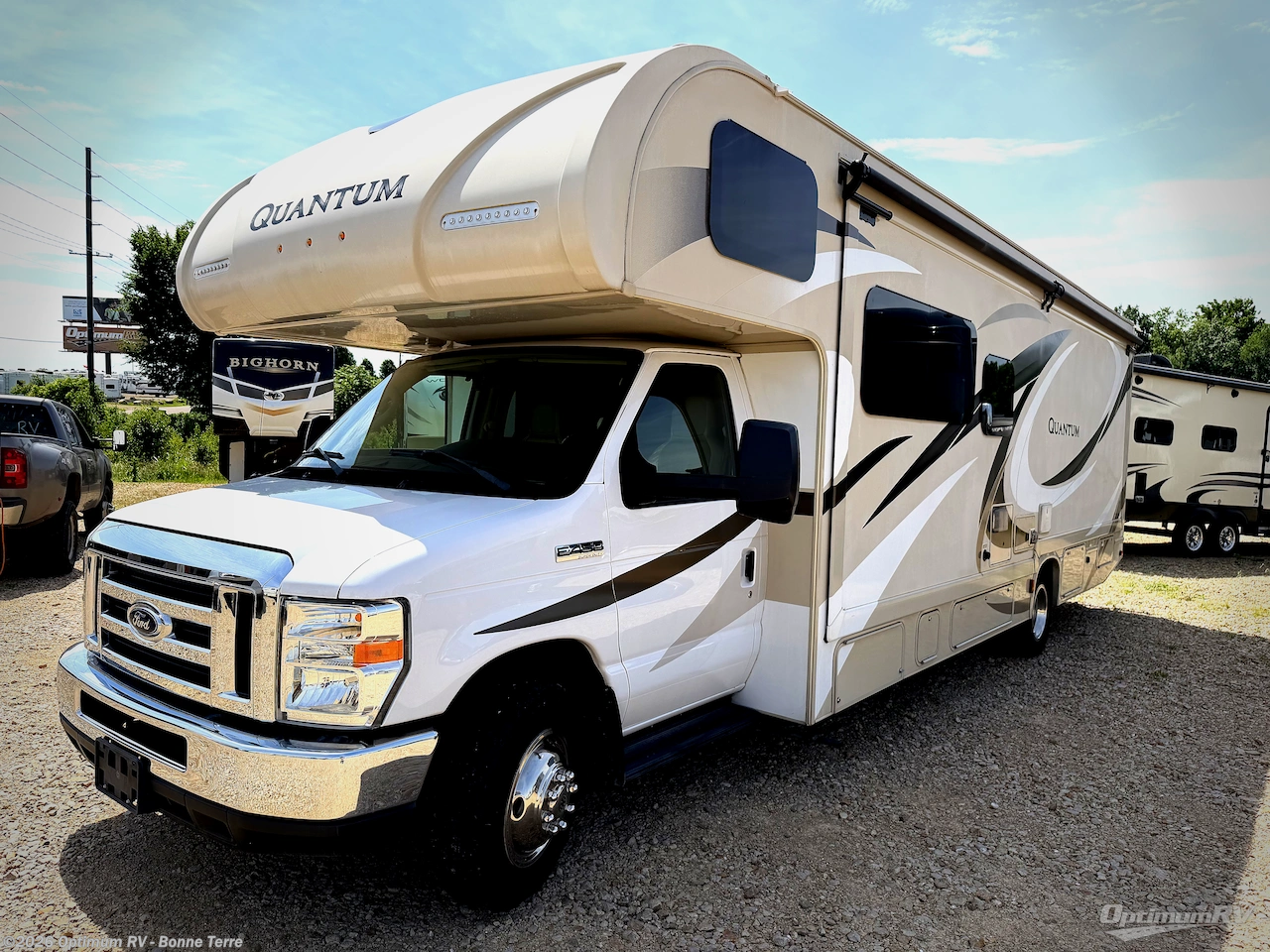 Used 2017 Thor Quantum PD31 available in Bonne Terre, Missouri