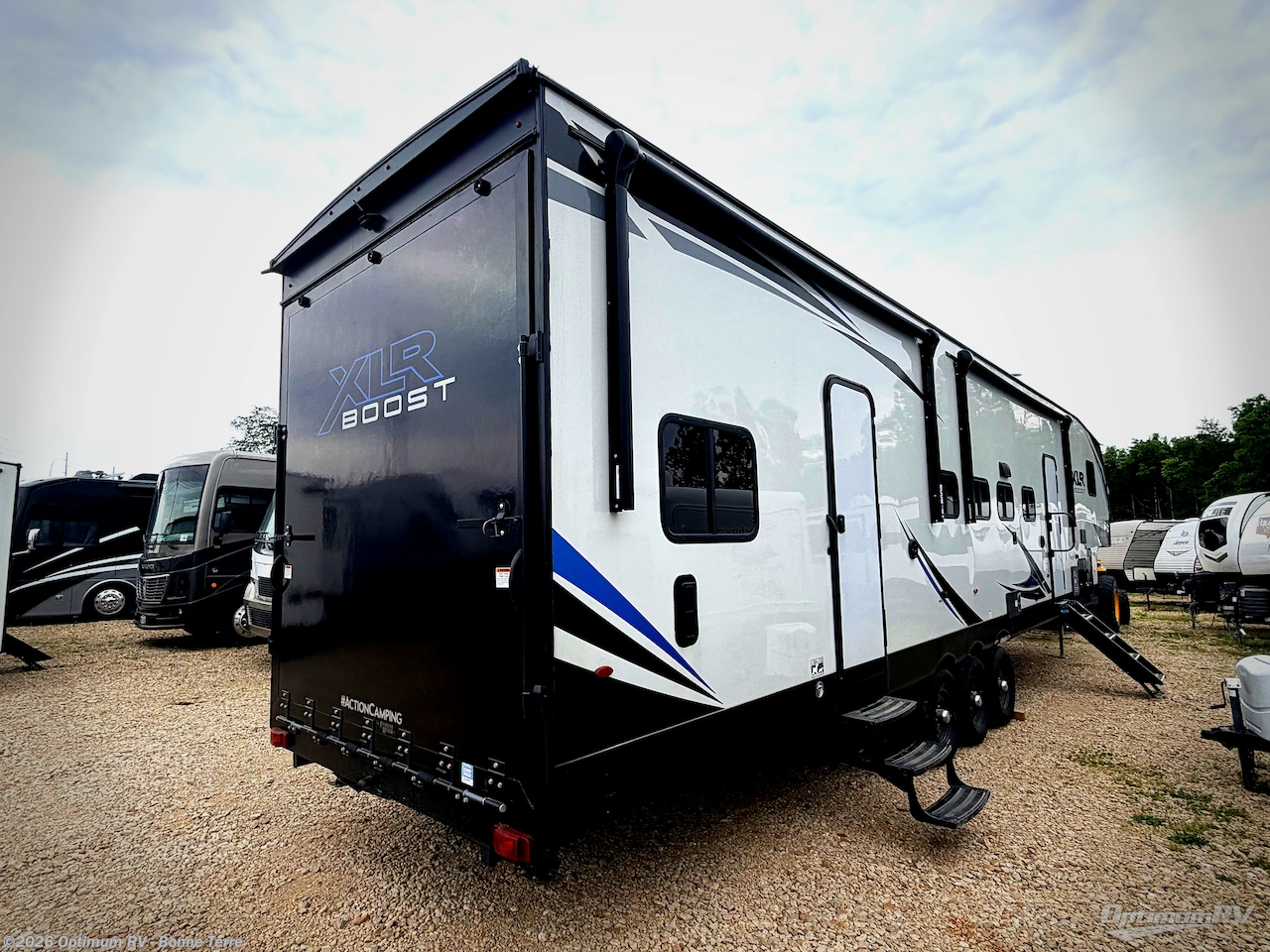 2023 Forest River XLR Nitro 405 - Used Fifth Wheel For Sale by Optimum RV - Bonne Terre in Bonne Terre, Missouri features Slideout, Awning