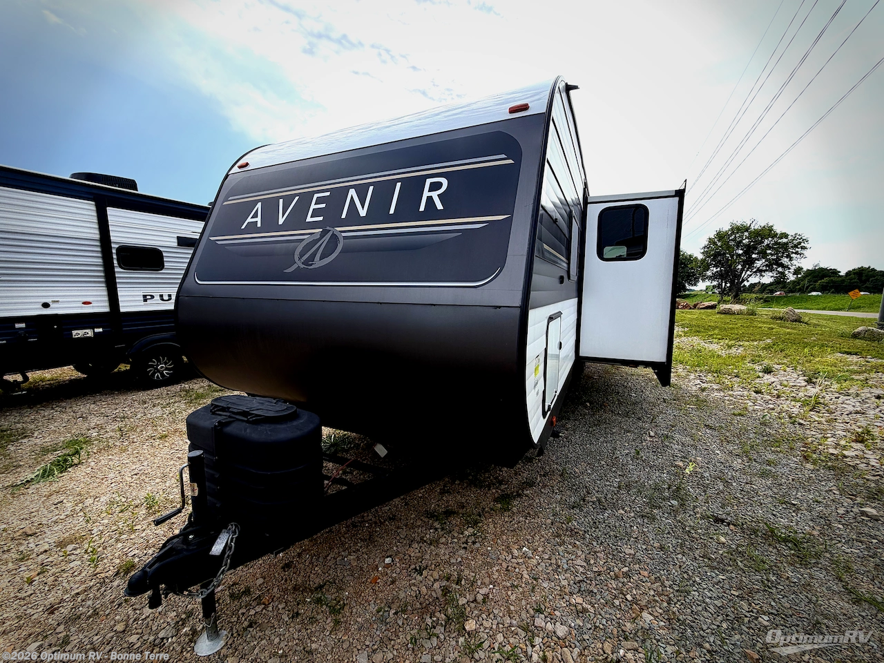 Used 2024 Cruiser RV Avenir A-27BH available in Bonne Terre, Missouri