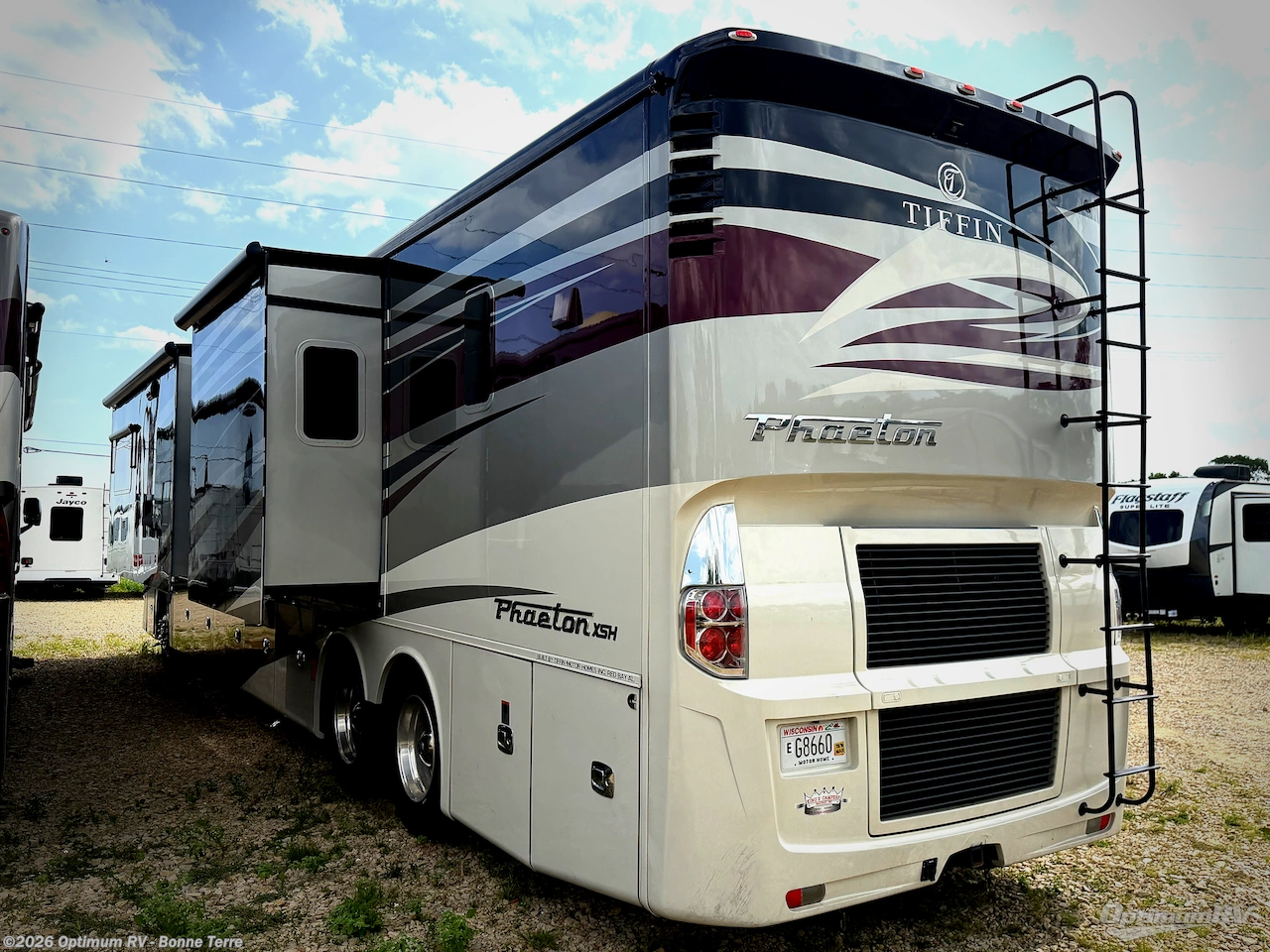2017 Phaeton 44 OH by Tiffin from Optimum RV - Bonne Terre in Bonne Terre, Missouri
