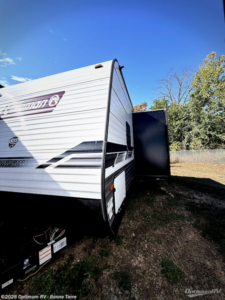 Used 2022 Dutchmen Coleman Lantern LT Series 262BH available in Bonne Terre, Missouri