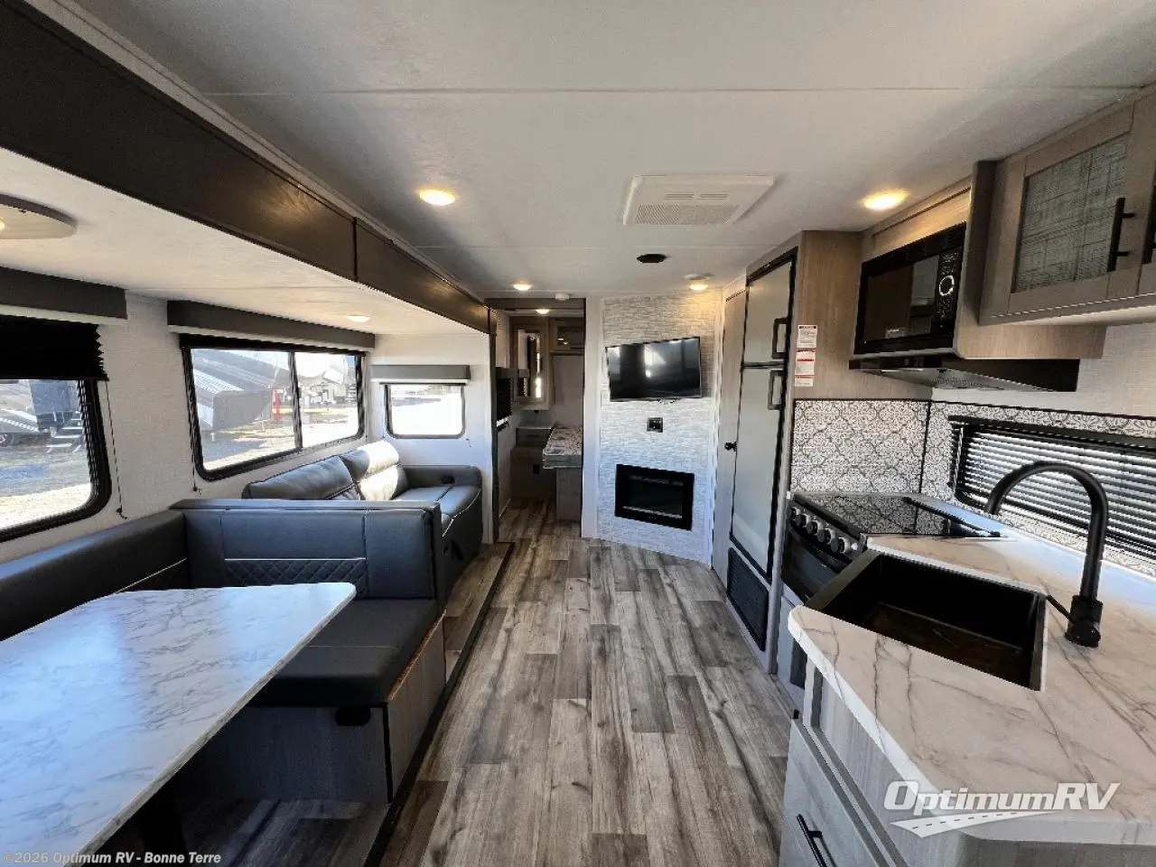 Used 2016 Tiffin Phaeton 40AH available in Bonne Terre, Missouri