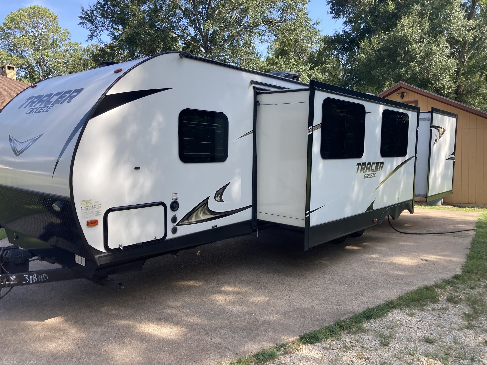 2019 Prime Time Tracer Breeze 31BHD RV for Sale in Livingston, TX 77351