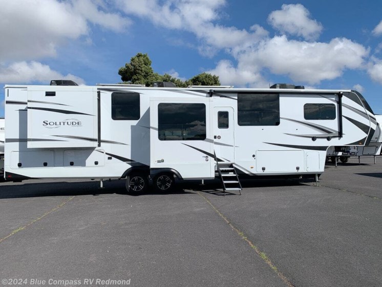 New 2024 Grand Design Solitude 390RK available in Redmond, Oregon