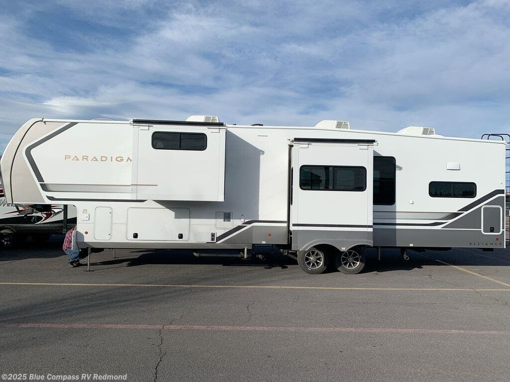 2025 Paradigm 382RK by Alliance RV from Blue Compass RV Redmond in Redmond, Oregon